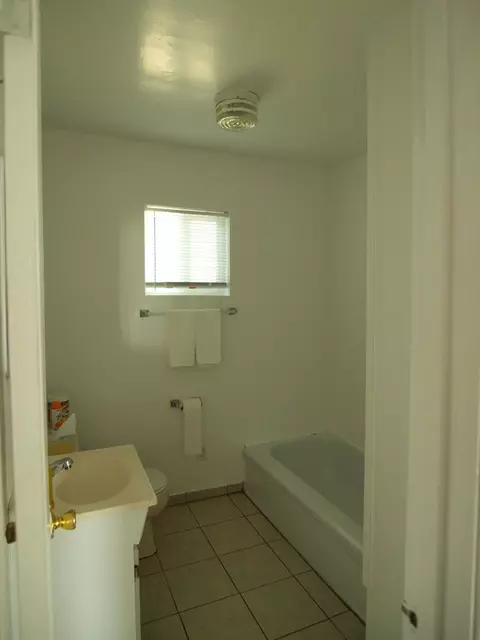 628 S Kaweah Ave, Exeter, CA 93221 photo 15