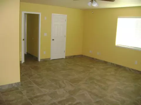 577 Tammy Ln, Lemoore, CA 93245 photo 17