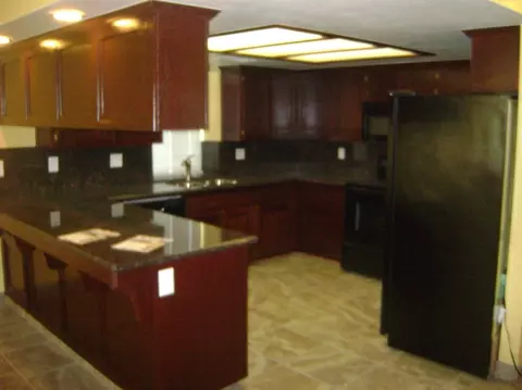577 Tammy Ln, Lemoore, CA 93245 photo 6