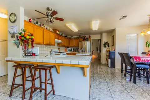 339 E Northridge Dr, Dinuba, CA 93618 photo 8
