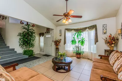 339 E Northridge Dr, Dinuba, CA 93618 photo 4