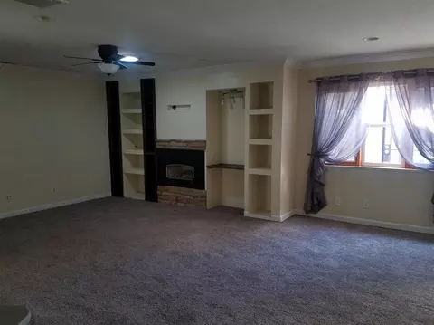 115 Whittier Ct, Exeter, CA 93221 photo 4