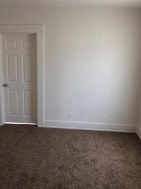 1493 E Olive Way, Dinuba, CA 93618 photo 4