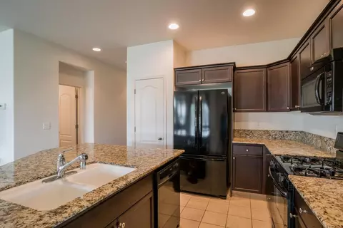 3110 Redington Ave, Clovis, CA 93619 photo 9