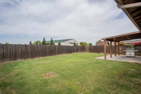3110 Redington Ave, Clovis, CA 93619 photo 15