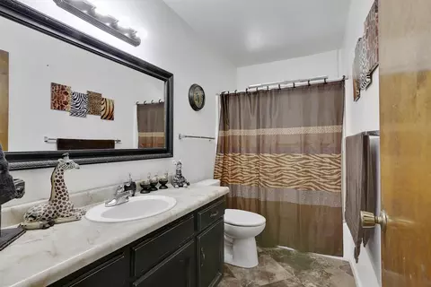 1397 E Levin Ave, Tulare, CA 93274 photo 13