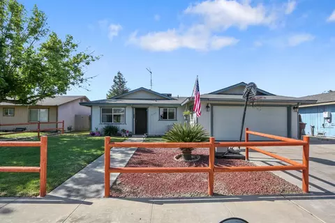 1397 E Levin Ave, Tulare, CA 93274 photo 2