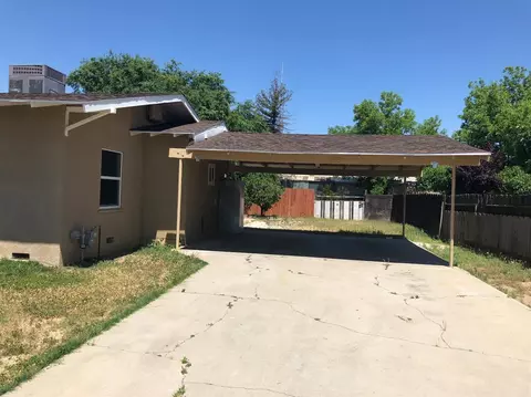 985 E Park Way, Dinuba, CA 93618 photo 3