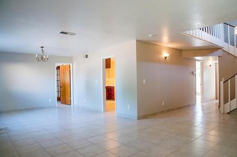 926 Murphy Dr, Lemoore, CA 93245 photo 7