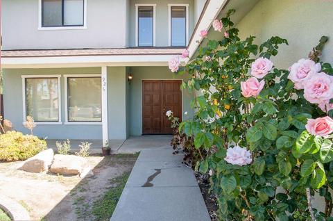 926 Murphy Dr, Lemoore, CA 93245 photo 4