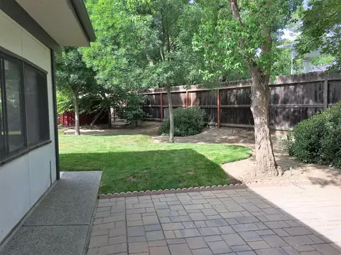 2425 E Hillcrest Ct, Visalia, CA 93292 photo 43