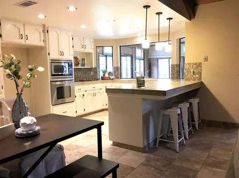 2425 E Hillcrest Ct, Visalia, CA 93292 photo 15