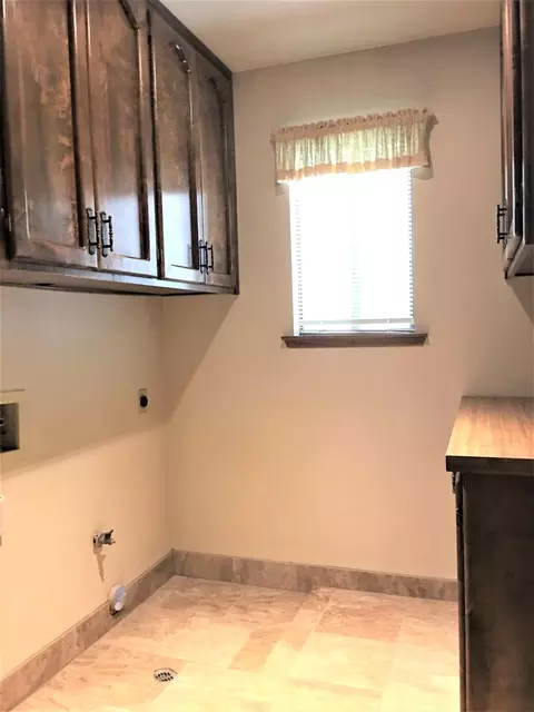 2425 E Hillcrest Ct, Visalia, CA 93292 photo 35