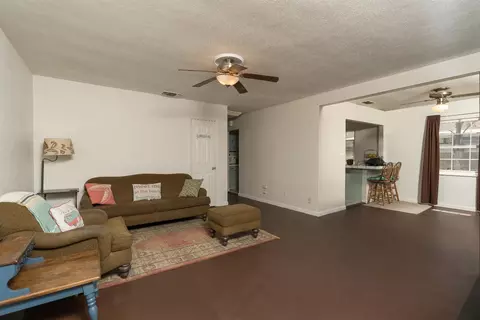 3137 E Stapp Ave, Visalia, CA 93292 photo 3