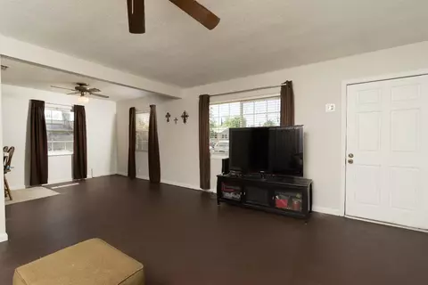 3137 E Stapp Ave, Visalia, CA 93292 photo 4