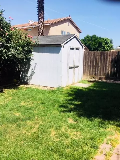 1738 E Monte Verde Ave, Visalia, CA 93292 photo 6