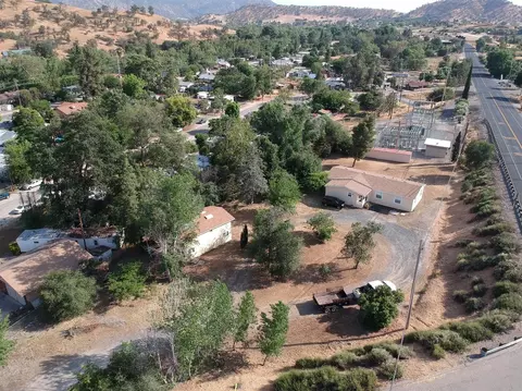 35331 James Ave, Springville, CA 93265 photo 2