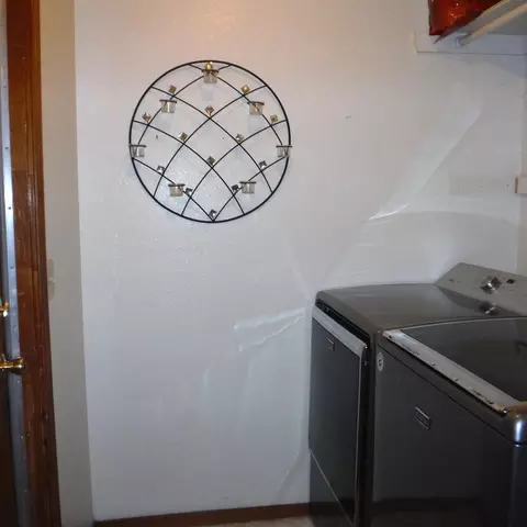 1836 E Laurel Ave, Visalia, CA 93292 photo 15