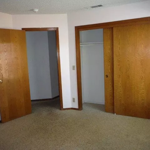 1836 E Laurel Ave, Visalia, CA 93292 photo 11