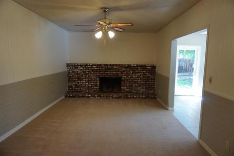 344 Evergreen Ave, Visalia, CA 93277 photo 17