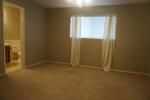344 Evergreen Ave, Visalia, CA 93277 photo 23