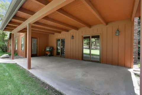 15742 Avenue 320, Ivanhoe, CA 93235 photo 8