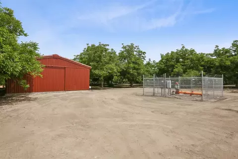 15742 Avenue 320, Ivanhoe, CA 93235 photo 46
