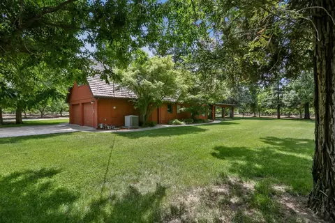 15742 Avenue 320, Ivanhoe, CA 93235 photo 6