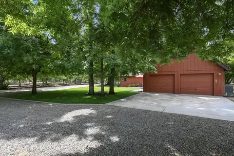 15742 Avenue 320, Ivanhoe, CA 93235 photo 5