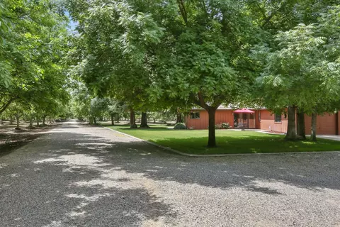 15742 Avenue 320, Ivanhoe, CA 93235 photo 11