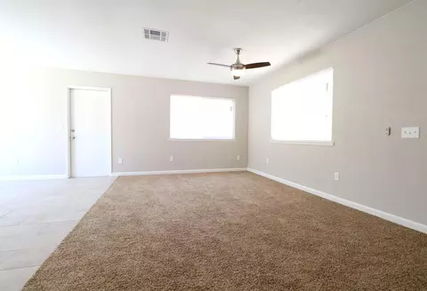1400 E Laurel Ave, Tulare, CA 93274 photo 3
