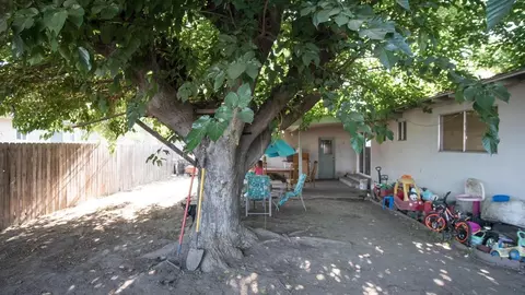 596 Gemini St, Tulare, CA 93274 photo 11