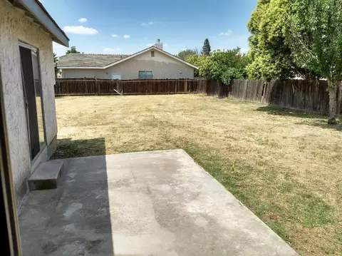 2040 E Pershing Ave, Visalia, CA 93292 photo 6