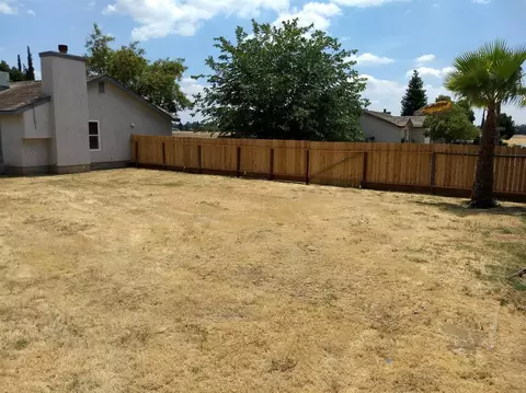 2040 E Pershing Ave, Visalia, CA 93292 photo 9
