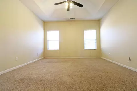 2326 Eagle Ct, Tulare, CA 93274 photo 12