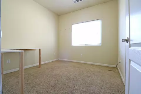 2326 Eagle Ct, Tulare, CA 93274 photo 10