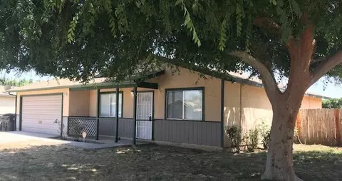 501 E Prospect Ave, Exeter, CA 93221 photo 2