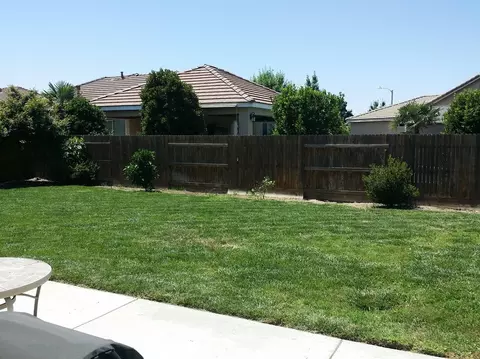 155 Hampton St, Tulare, CA 93274 photo 22