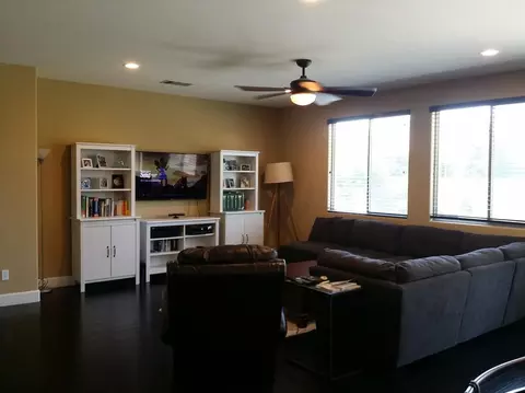 155 Hampton St, Tulare, CA 93274 photo 8
