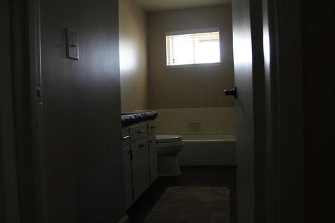 500 E Hickory St, Lindsay, CA 93247 photo 7