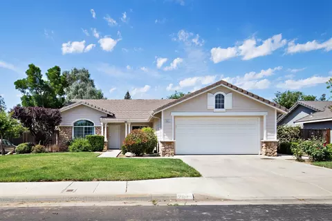 2671 Dennis Ave, Clovis, CA 93611 photo 1