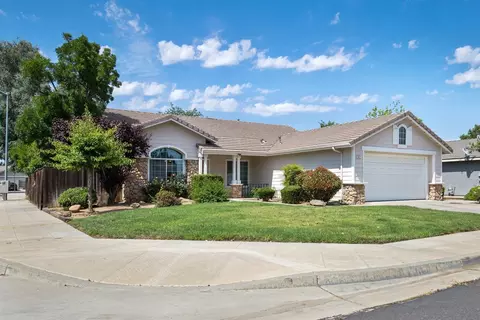 2671 Dennis Ave, Clovis, CA 93611 photo 2