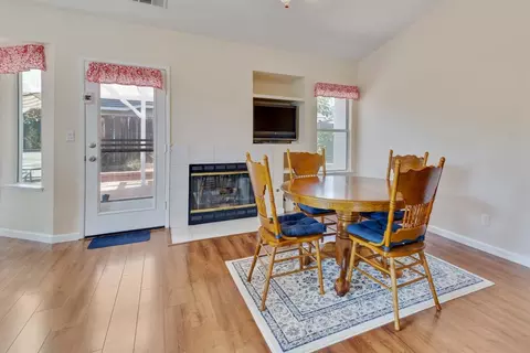 2671 Dennis Ave, Clovis, CA 93611 photo 17