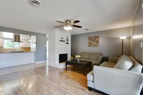 127 Faun Pl, Lemoore, CA 93245 photo 8