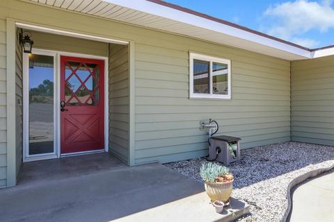 127 Faun Pl, Lemoore, CA 93245 photo 3