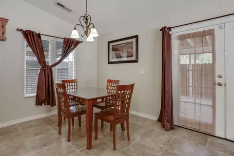 1324 E Sunnyview Ave, Visalia, CA 93292 photo 12