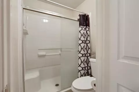 1324 E Sunnyview Ave, Visalia, CA 93292 photo 16