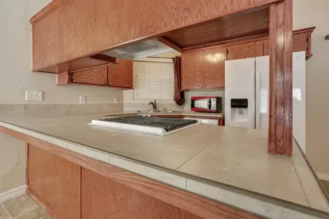 1324 E Sunnyview Ave, Visalia, CA 93292 photo 10