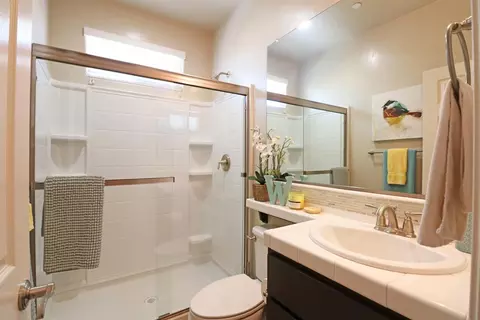 544 Hampton St, Tulare, CA 93274 photo 18