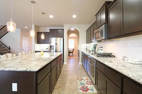 544 Hampton St, Tulare, CA 93274 photo 10